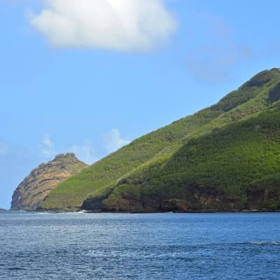 Randonnée et baignades dans la cascade d'Hakaui