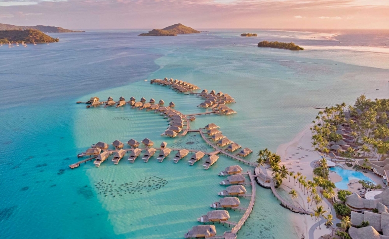 Envol vers Bora Bora