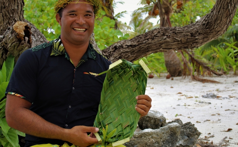Immersion culturelle à Bora Bora : lagon, va'a & botanique